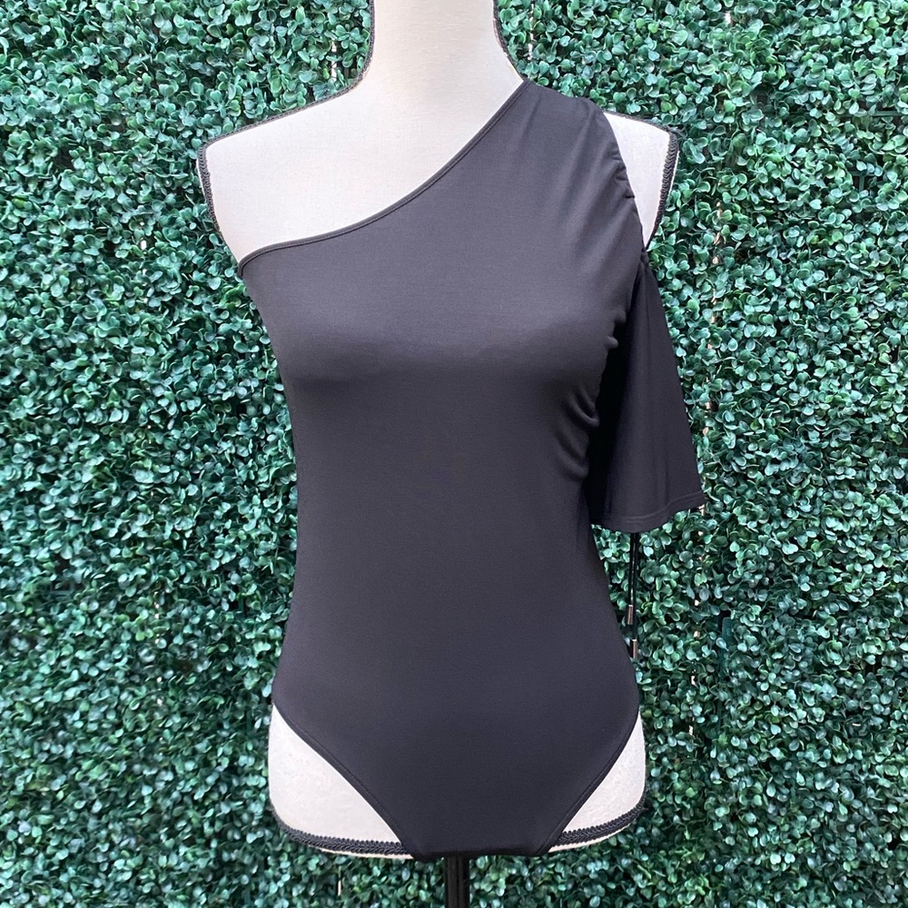 Zara Basic collection pensé shoulder cold shoulder bodysuit